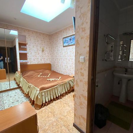 Золотий Лев 호텔 Zvenyhorodka 외부 사진